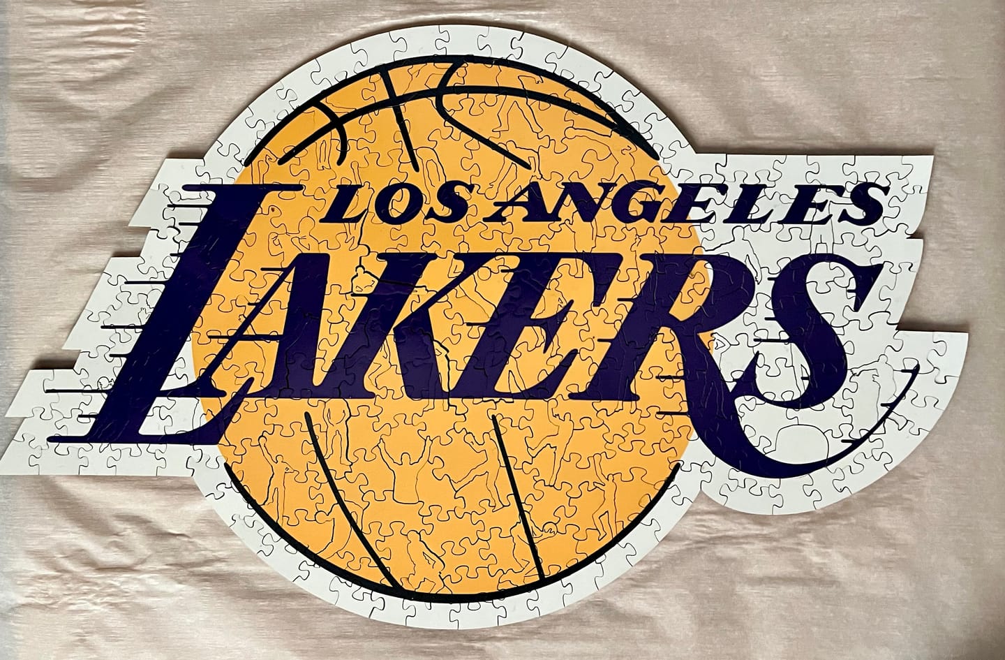 Customer photo review of Los Angeles Lakers™ - Wooden Puzzle