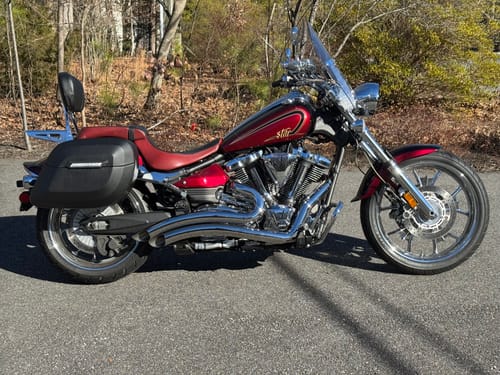 Customer photo review of 40L - Lamellar Raven Extra Large Yamaha Raider Leather Covered Motorcycle Hard Saddlebags