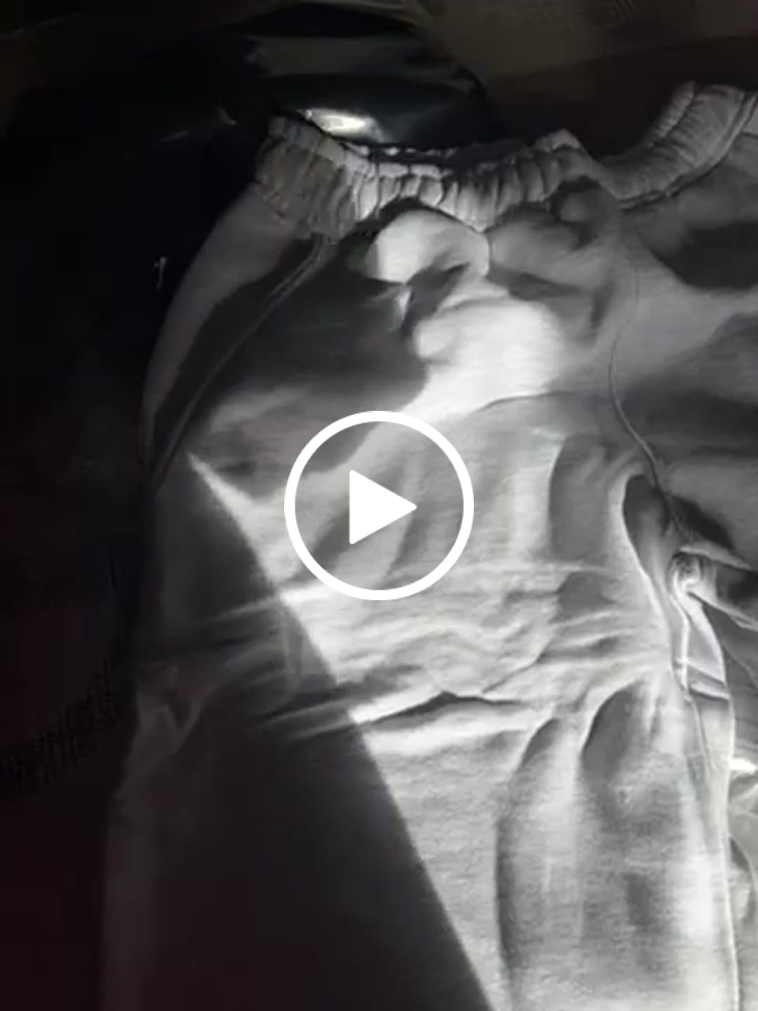 Customer video review of Sweatpants Wide Fit Blanks 330GSM Dark Grey