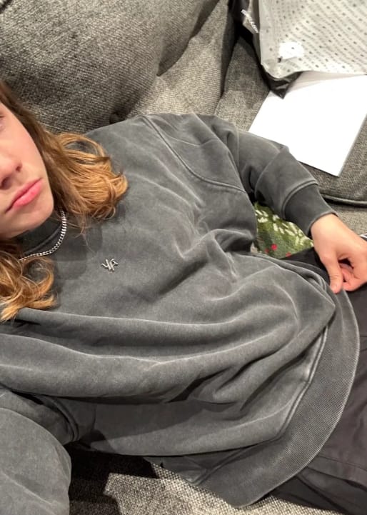 Customer photo review of 5095 - Elevated Essentials - Crewneck