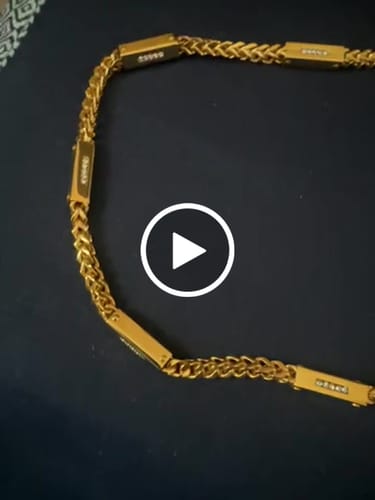 Customer video review of Quadrant Steel Necklace