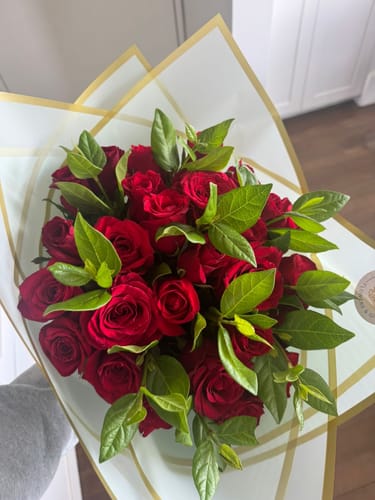Customer photo review of Red Rose Greenery Bouquet