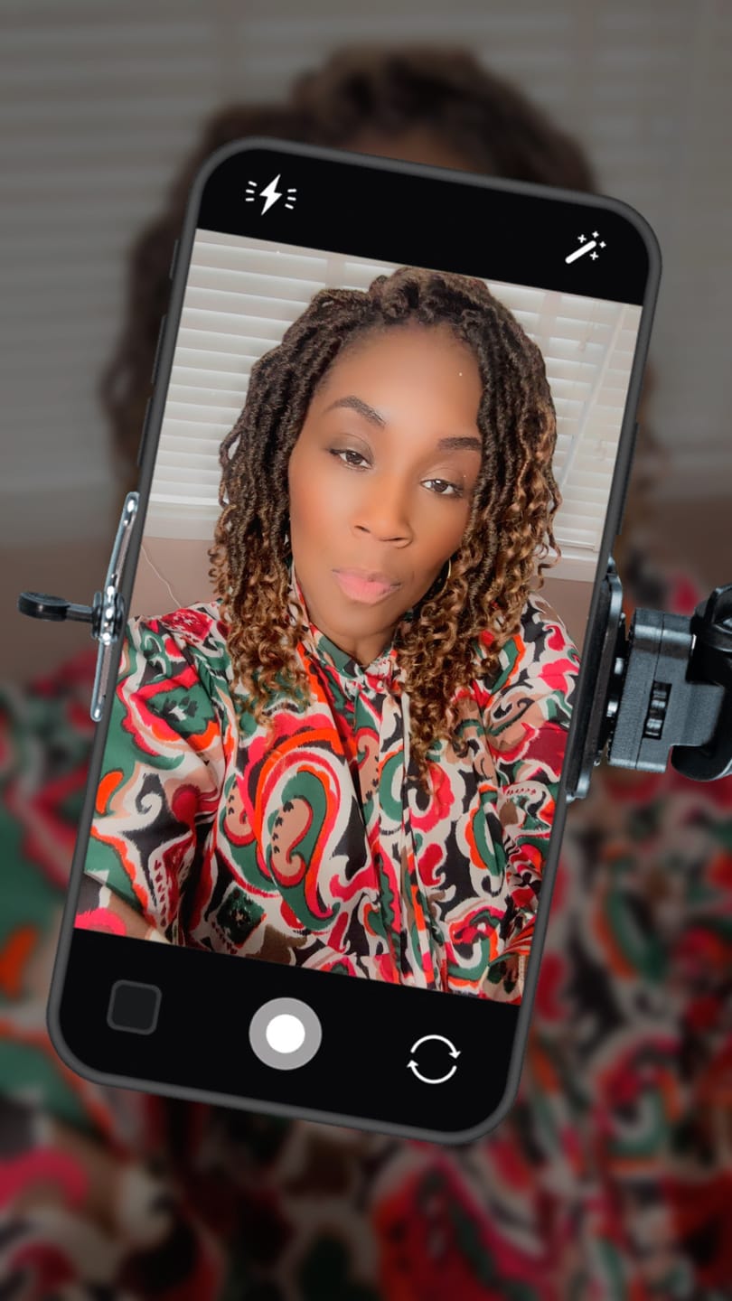 Customer photo review of Freetress Pre-Looped Crochet Braids - 2X HIPPIE LOC 12"