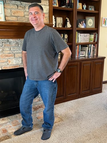 Customer photo review of Caspar Pro - Non-slip & Water-Resistant Winter Barefoot Shoe (Men)