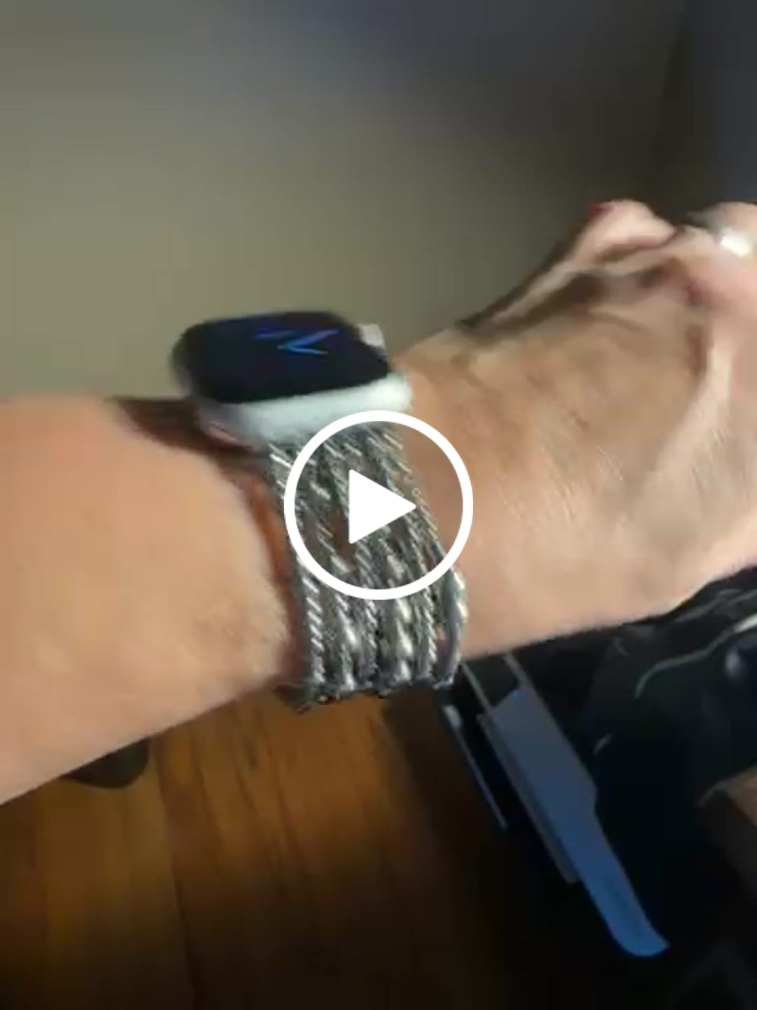 Customer video review of Platinum Demure Stretch Apple Watch Strap
