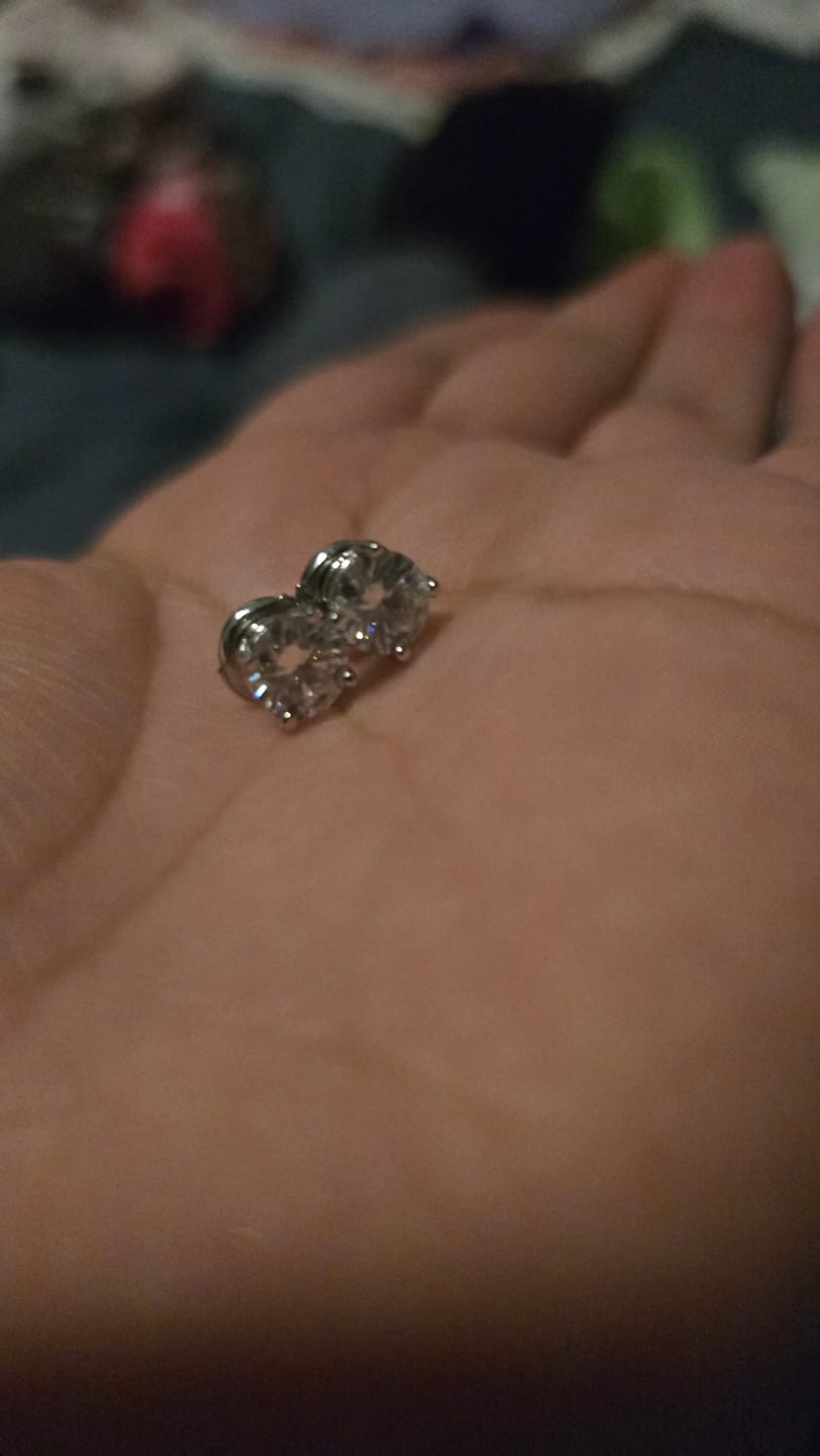 Customer photo review of Round Cut Moissanite Stud Earrings