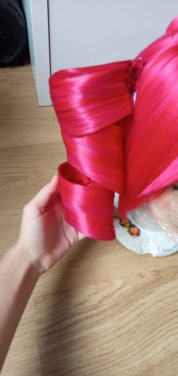 Customer photo review of Buro Cosplay Costume Wig Fiber synthetic wig「HSIU 」 short red Wig Nurse Skirt suit Game Muse Dash Night blood descent Cosplay