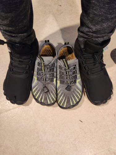 Customer photo review of Caspar Pro - Non-slip & Water-Resistant Winter Barefoot Shoe (Men)