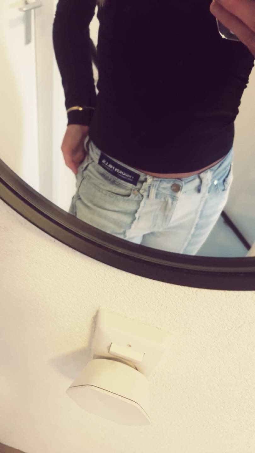 Customer photo review of BASICS LONGSLEEVE TOP NAVY