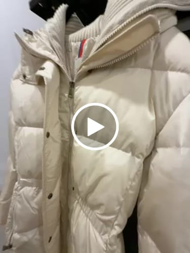 Customer video review of Moncler 2025 Chamer Wool-Trimmed Hooded Long Jacket Cream Down