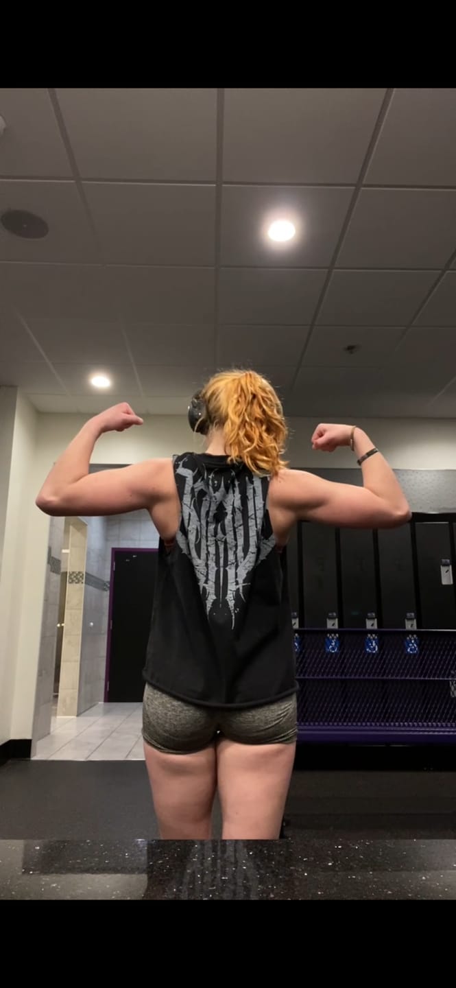Customer photo review of 3022 - Anarchy Cropped Tanks