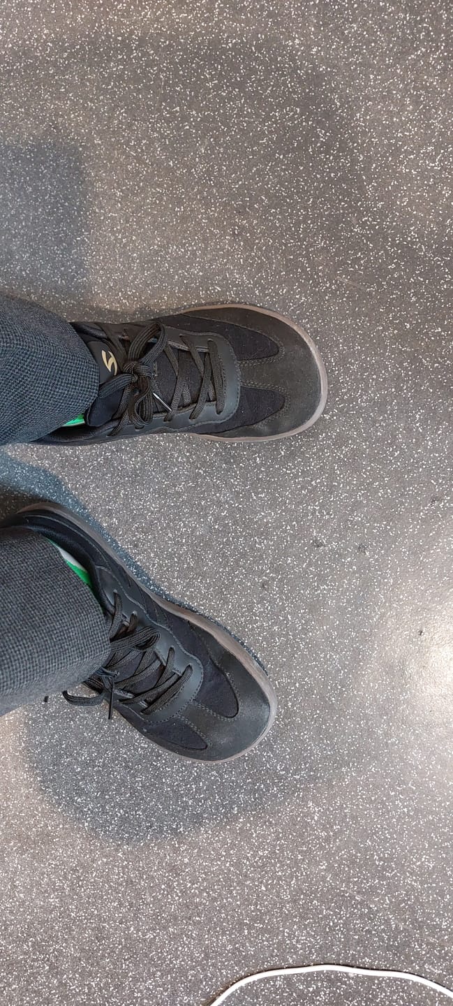 Customer photo review of Lily - Zapatos De Punta Ancha