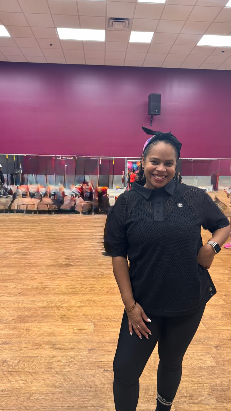Customer photo review of Zumba Basic Oversized Mesh Polo