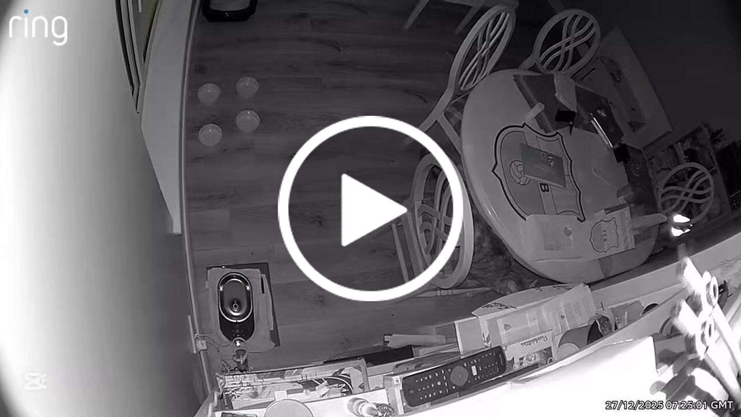 Customer video review of FC Barcelona® Logo - Wooden Puzzle