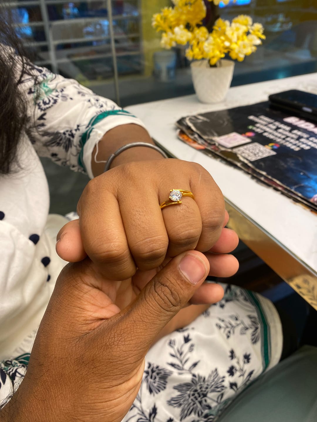 Customer photo review of Anushka Sharma Golden Gleam Dream Ring