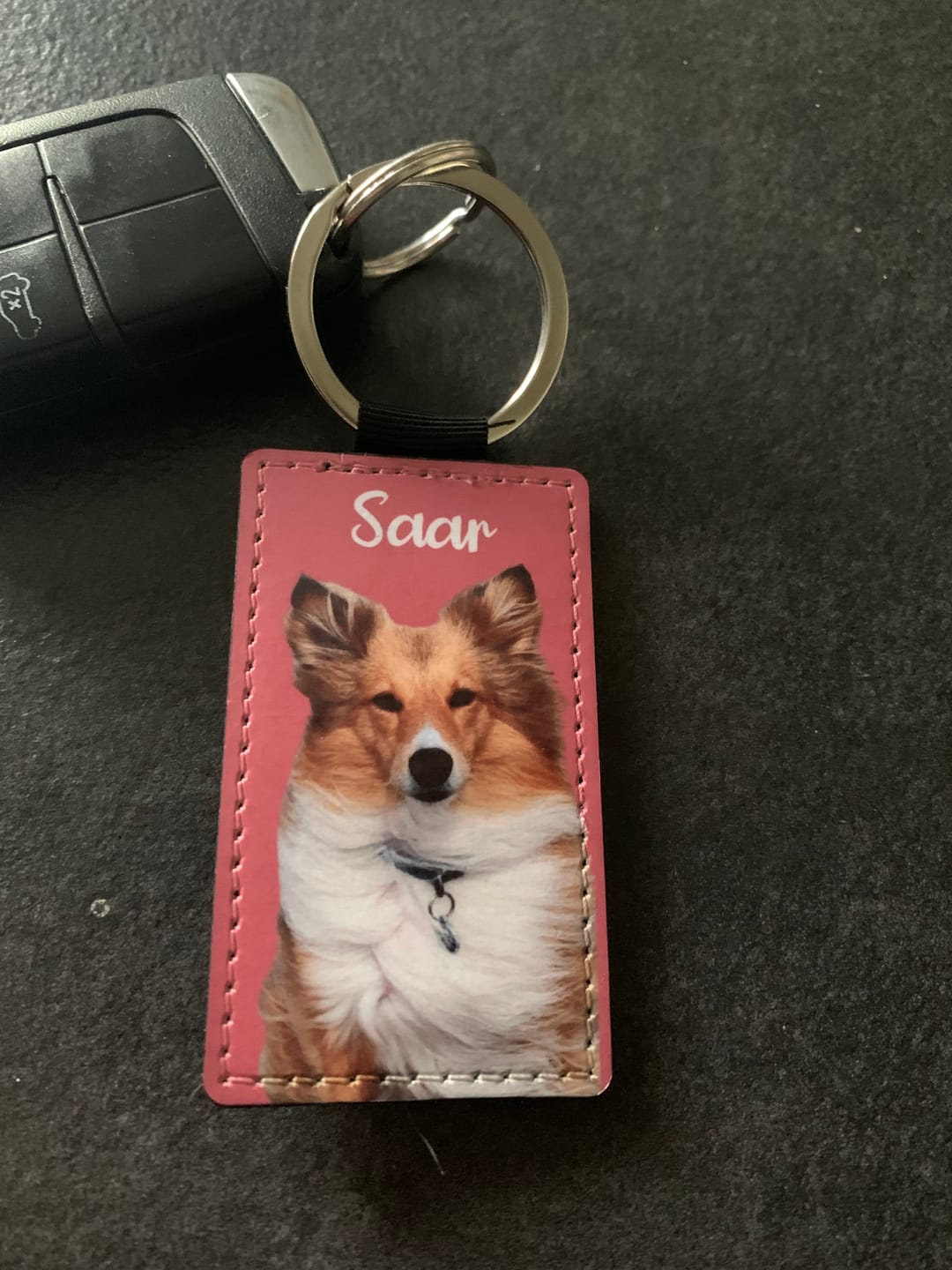 Customer photo review of Huisdier portret - Gepersonalliseerde sleutelhanger