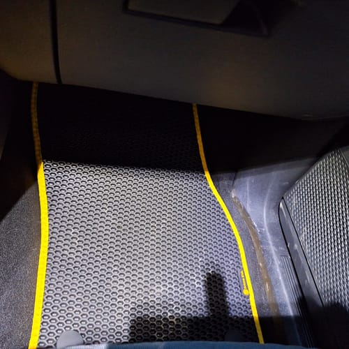 Customer photo review of Auto Fußmatten nach Maß - Vorne