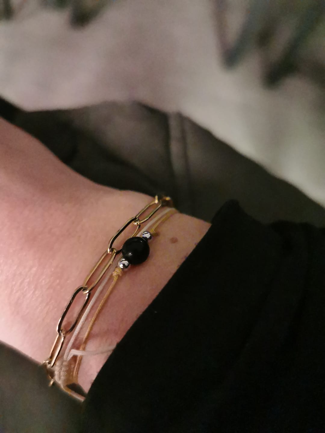 Customer photo review of Obsidian Armband - Naturband