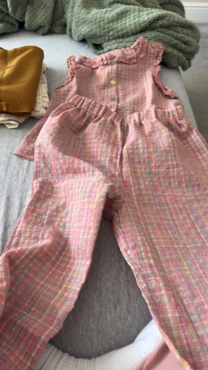 Customer photo review of Flare Top and Loose Pants Set