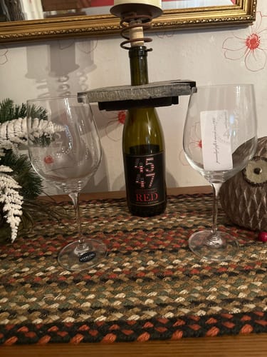 Customer photo review of '45-47' Pinot Noir