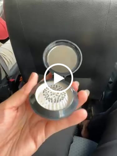Customer video review of ESCOVA COM ESPELHO VEKKA