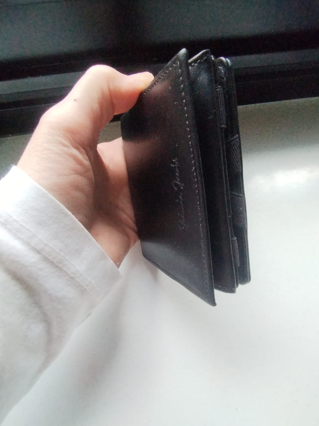 Customer photo review of Flap Boy - Magic Wallet with Coin Pocket