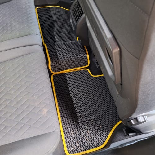 Customer photo review of Auto Fußmatten nach Maß - Vorne