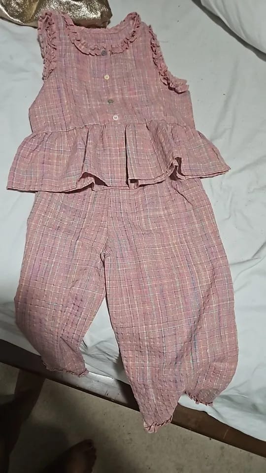 Customer photo review of Flare Top and Loose Pants Set