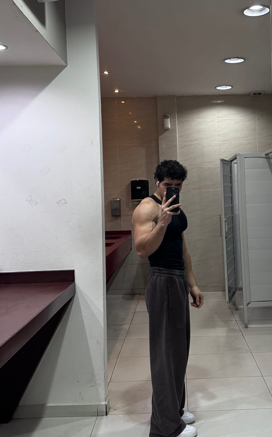 Customer photo review of 2041 - The Midnight Collection - Joggers