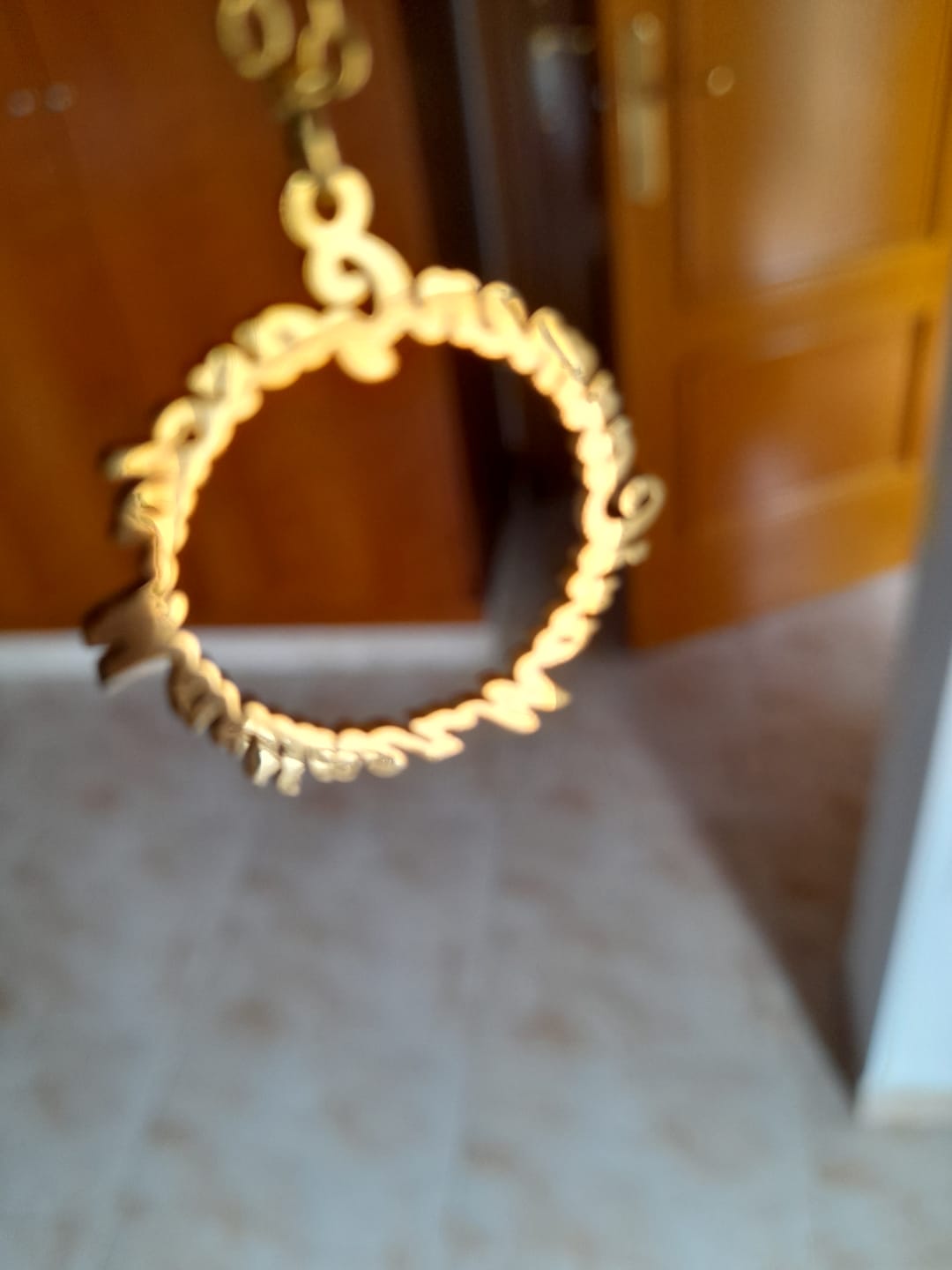 Customer photo review of Collar con nombre «Círculo del amor»