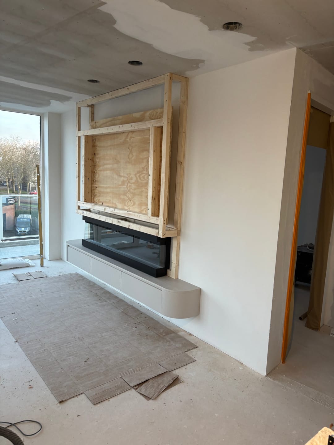 Customer photo review of Dulce curved TV-Meubel zwevend beige 280 cm