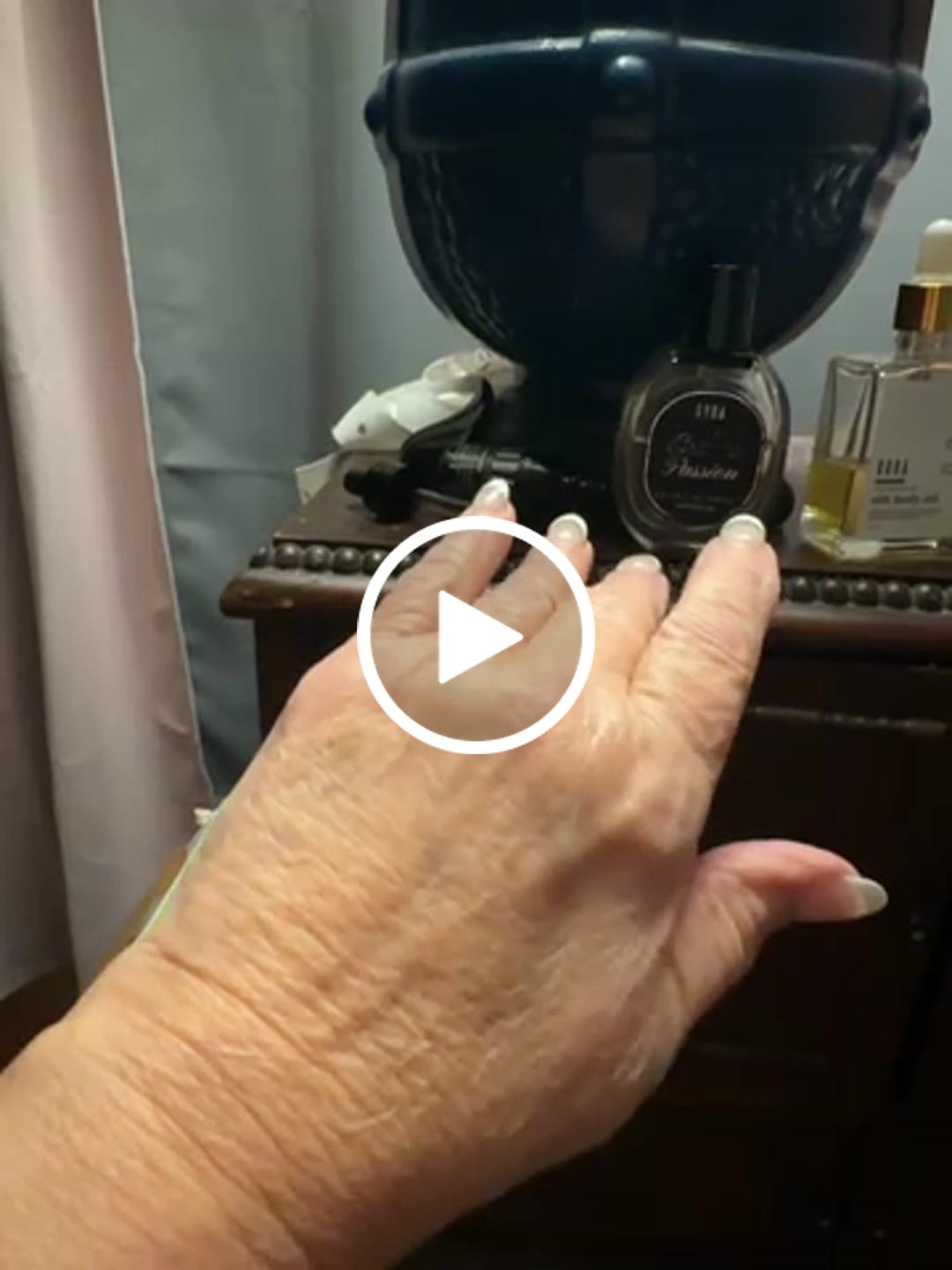 Customer video review of Goda® Silk Body Oil