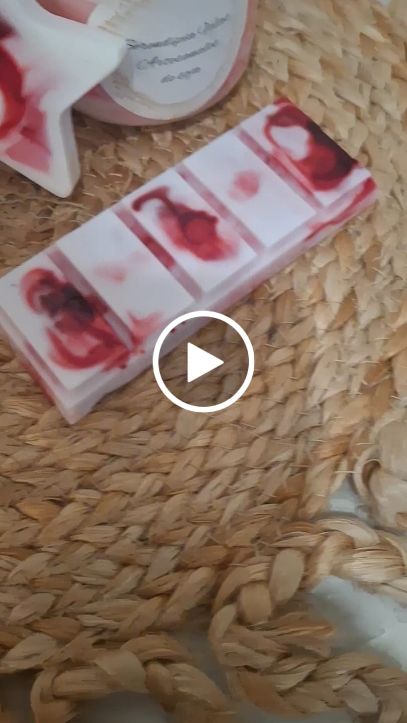 Customer video review of Fragancia FRUTOS ROJOS