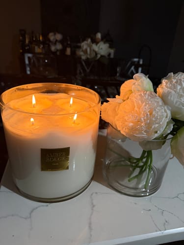 Customer photo review of Baby Big Ass Candle - Amber Rouge - 150 oz