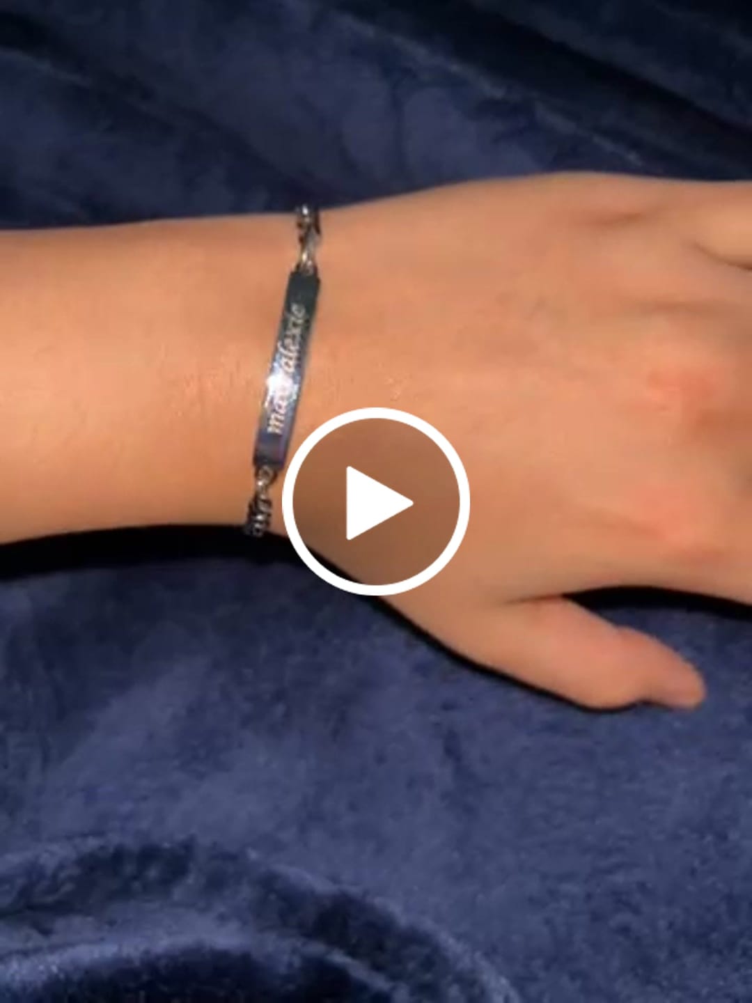 Customer video review of 4mm Figaro Link ID Bracelet
