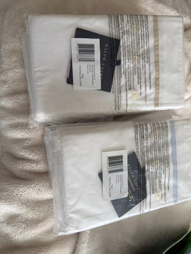 Customer photo review of Ralph Lauren NWT Shams and Pillow Cases - High MSRP