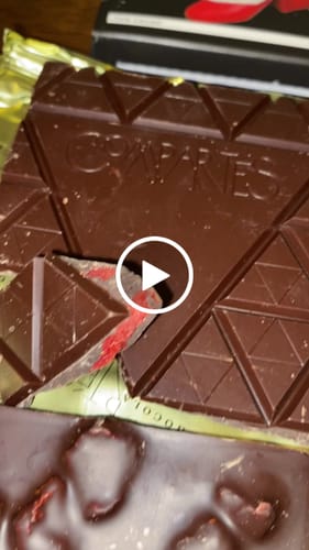 Customer video review of Strawberry Champagne Chocolate Bar