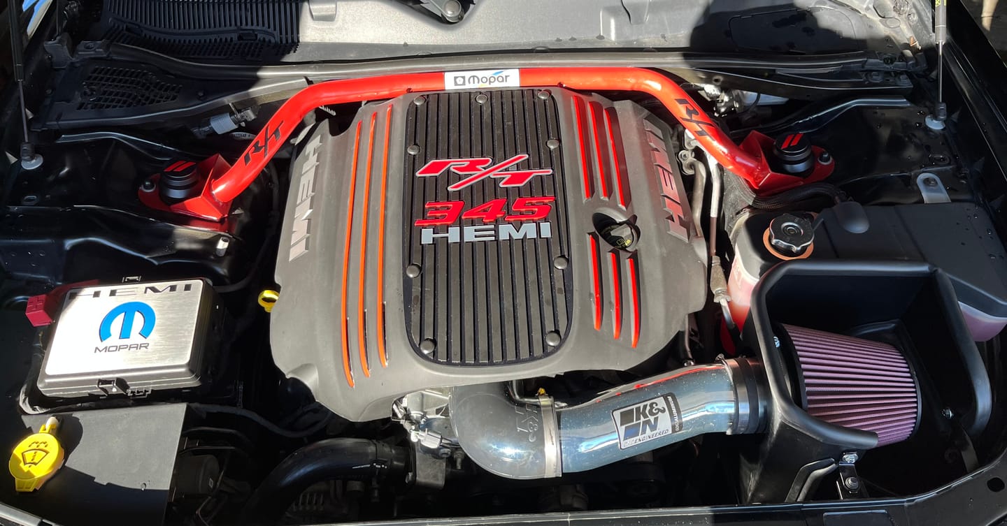 Customer photo review of R/T 345 HEMI Engine Cover Inlay
