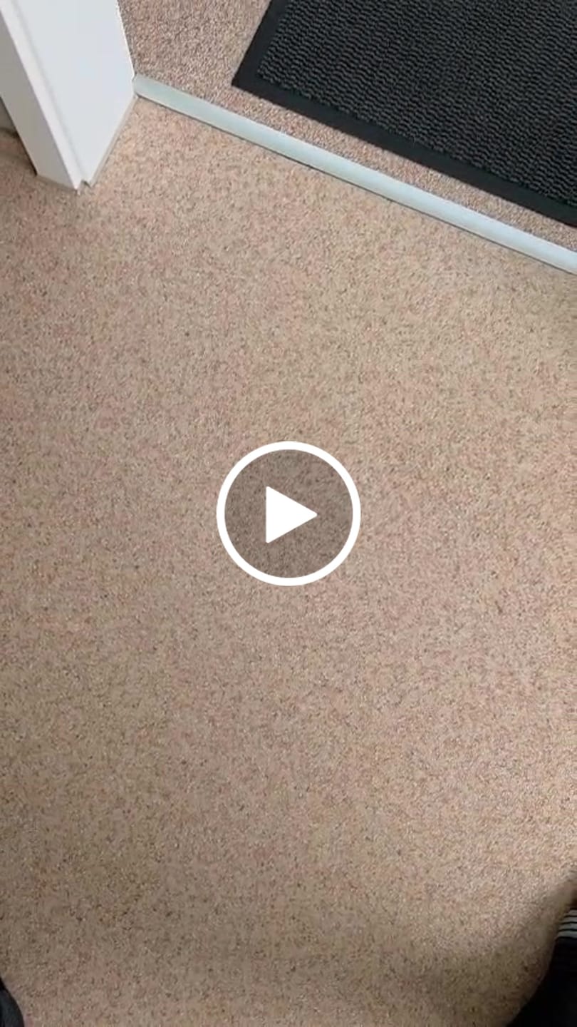 Customer video review of Premium Alurahmen