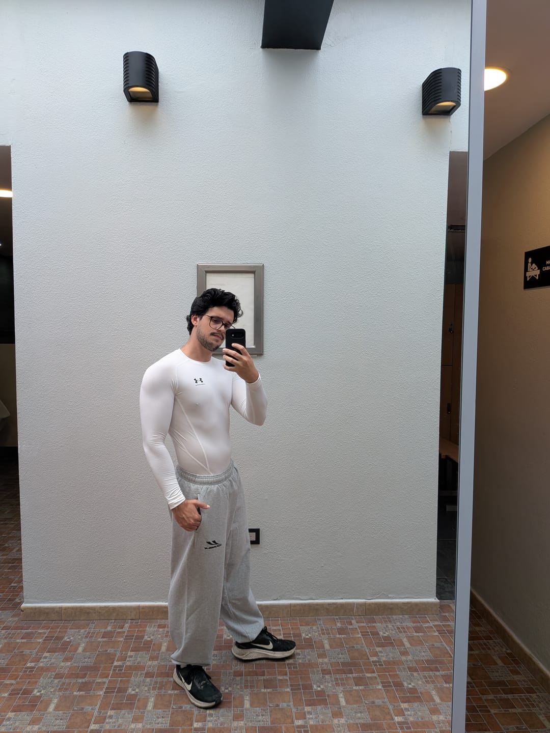 Customer photo review of 2154 - Throwback Baggy Joggers