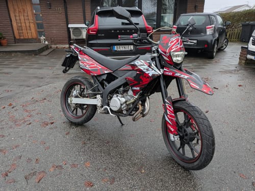 Customer photo review of NEW! PIRATERAGE - GRAPHICS KIT