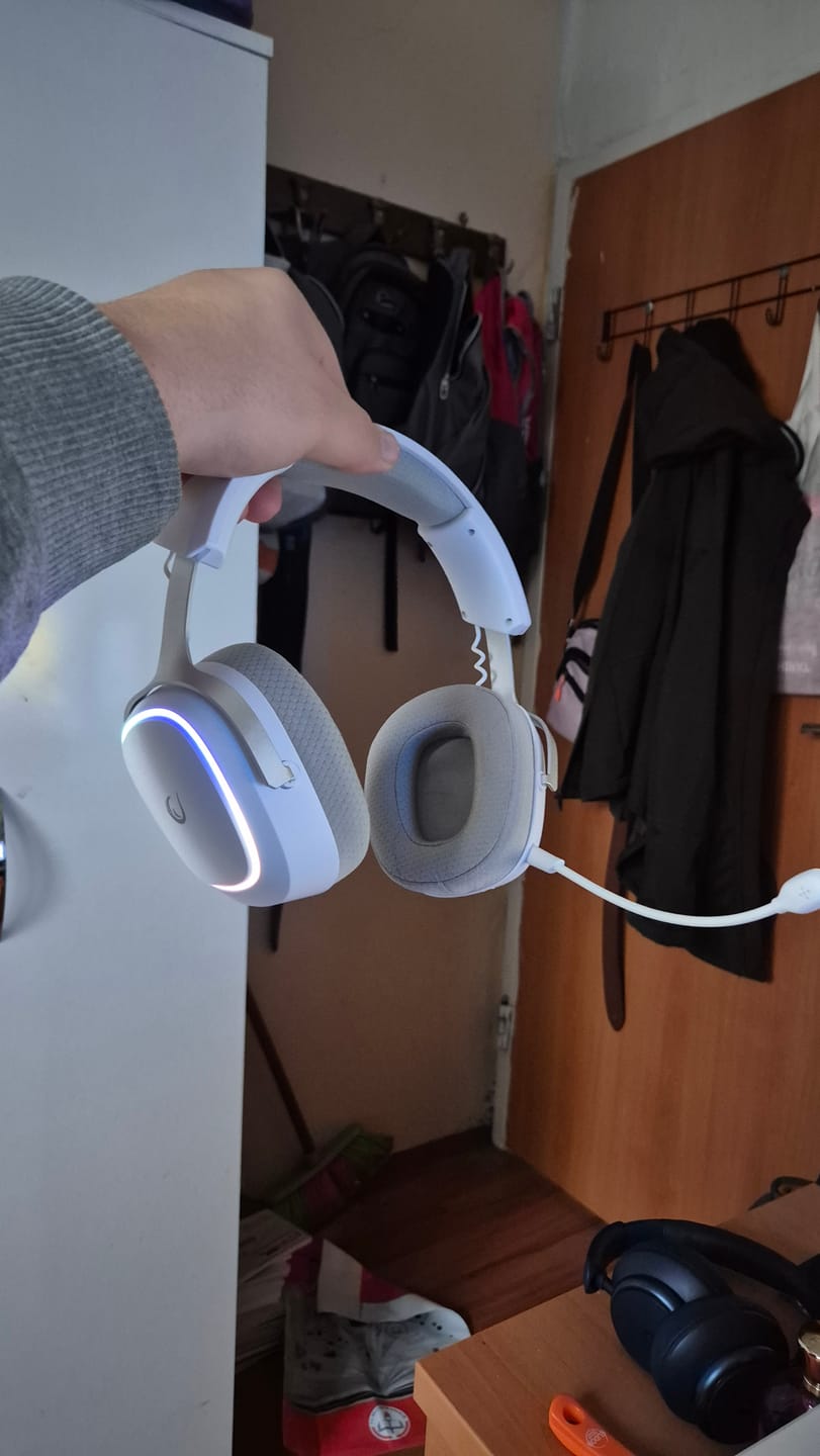 Customer photo review of Protein Earpad Kablosuz Mikrofonlu Oyuncu Kulaklığı