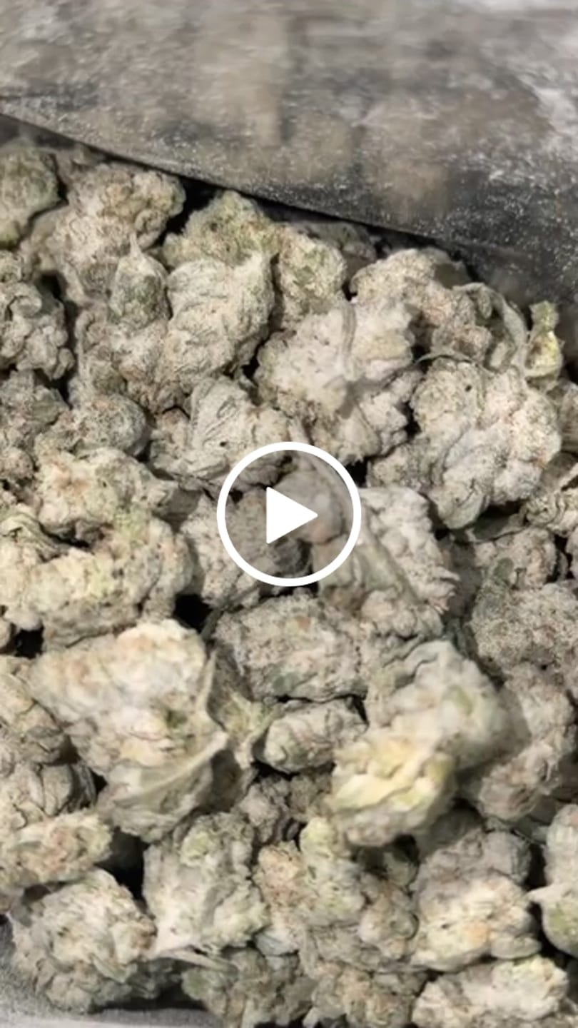 Customer video review of THCA Snowballs - 67% THCA