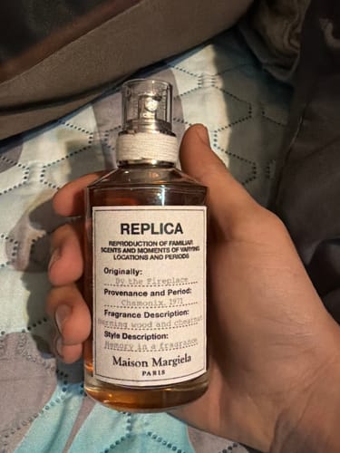 Customer photo review of Perfume Unisex Maison Margiela Replica By the Fireplace 100ml EDT