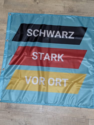 Customer photo review of Fahne inkl. Druck