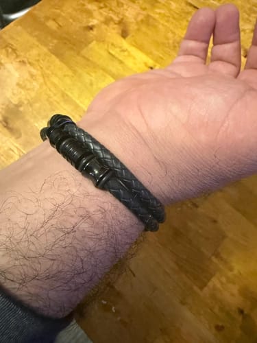 Customer photo review of Lederarmband "Shine"