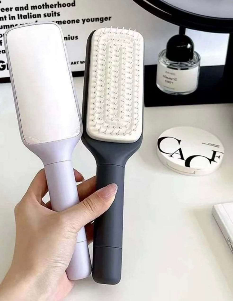 Customer photo review of Koko Self Cleaning Hair Brush