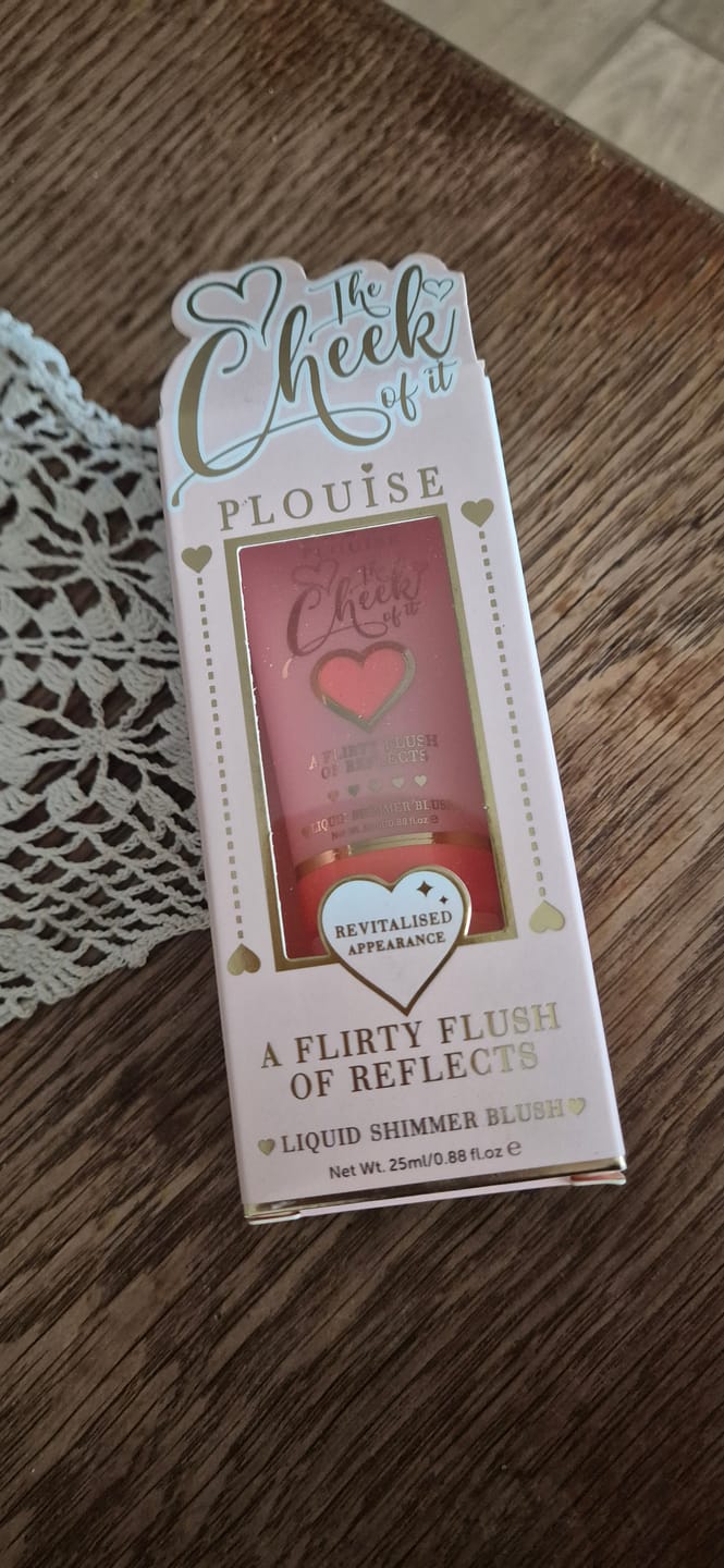 Customer photo review of P.Louise Mystery Bundle