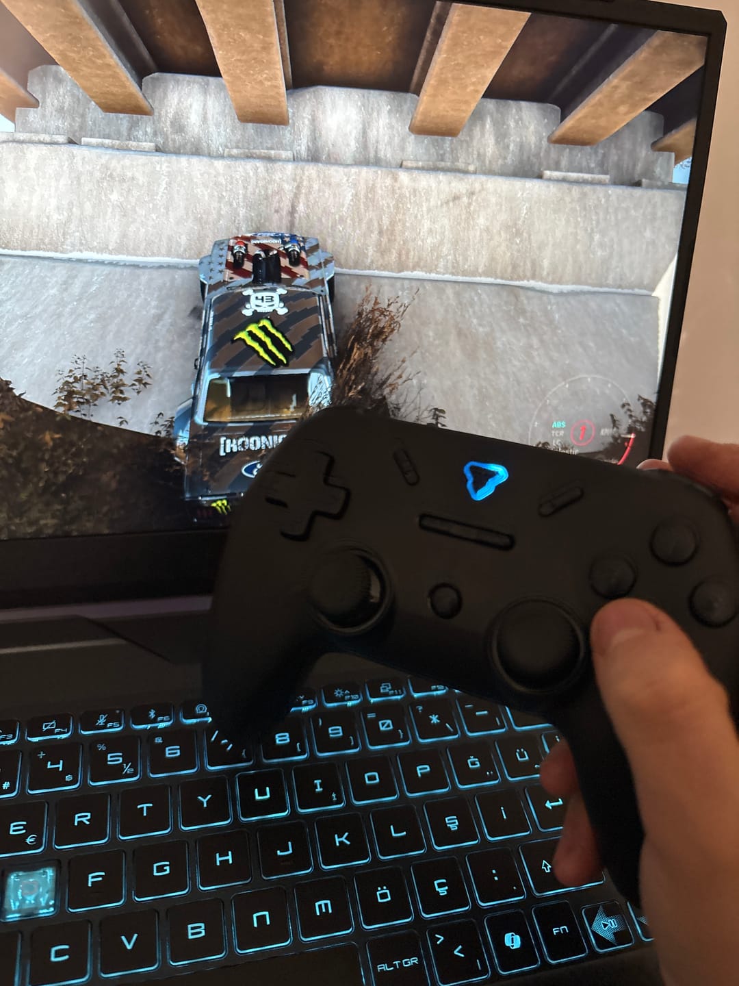 Customer photo review of Fantech Revolver III Oyun Kolu