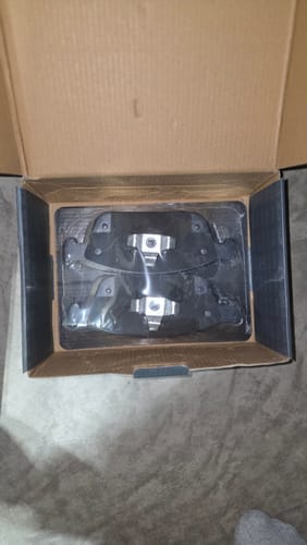 Customer photo review of Front Rear Coated Drilled Slotted Disc Brake Rotors And Ceramic Pads Kit For Ford Escape Lincoln MKC KDC-100352